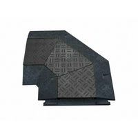 Kábelhidak fedéllel, sarok, jobb oldali kivitel