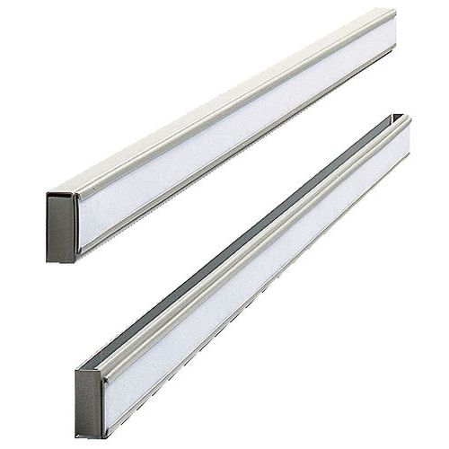 Falra szerelhető alumínium vezetősínek Nobo tervezőtáblákhoz