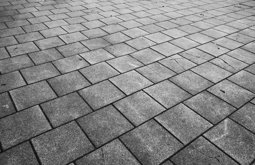 beton fajták ábrázolása egy beton járdával