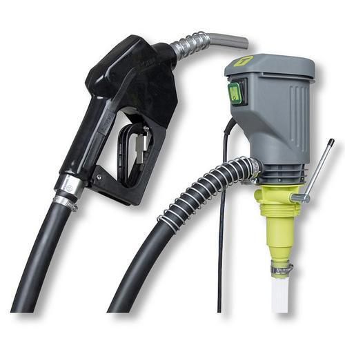 Elektromos hordószivattyú automatikus tankoló pisztollyal gázolaj kiadására Elektromos hordószivattyú automatikus tankoló pisztollyal gázolaj kiadására
